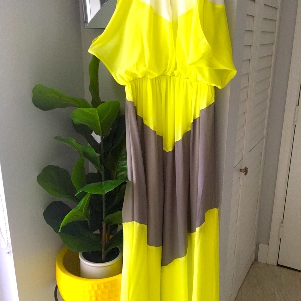 💛VINCE CAMUTO DRESS💛